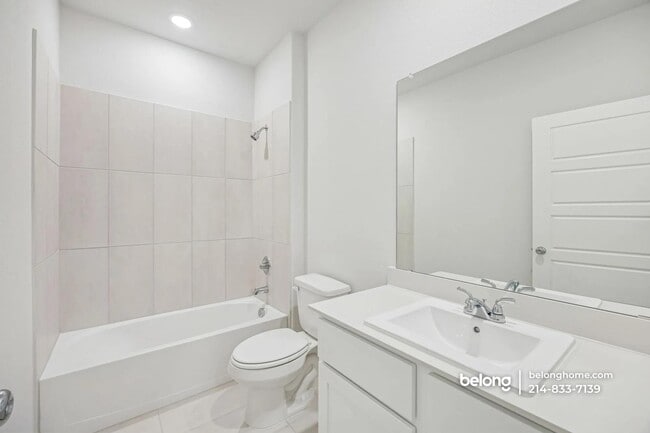 Building Photo - 513 Tribble Dr