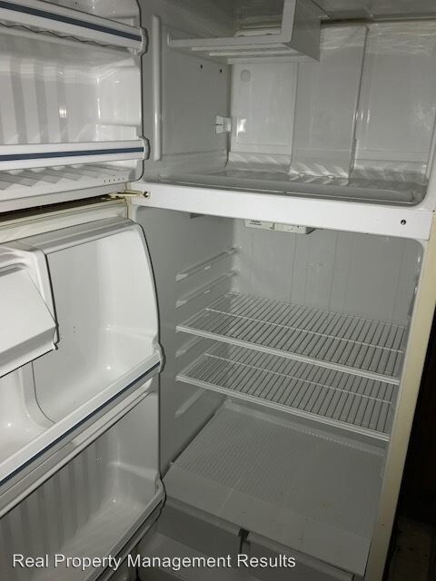 Foto del edificio - 1100-1102 Washington Ave