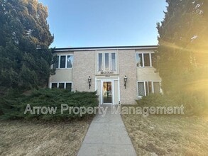 Building Photo - 1004 18th St