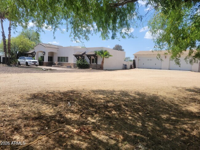 Foto del edificio - 12210 N 67th St