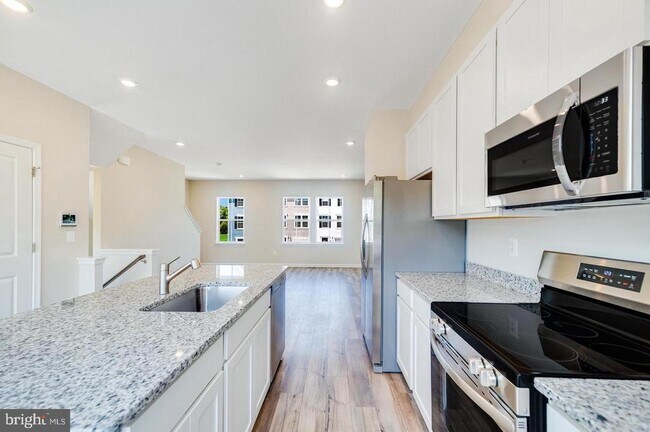 Building Photo - 52 Bigler Rd