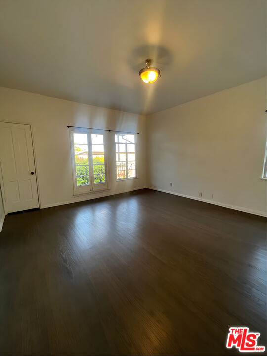 Foto del edificio - 1441 Hayworth Ave