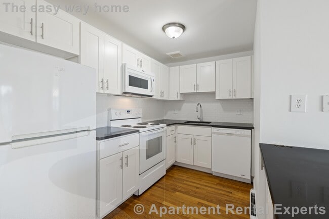 Photo - 134 Summer St Apartment