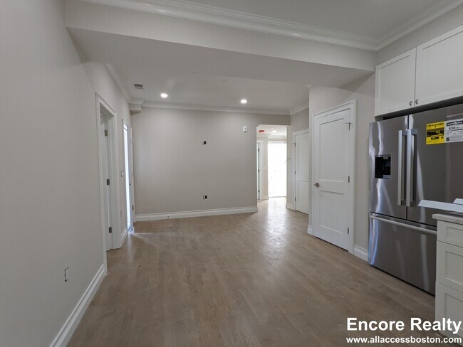 Foto del edificio - 14 Mount Hood Rd