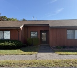 Building Photo - 441 Asbury Ridge