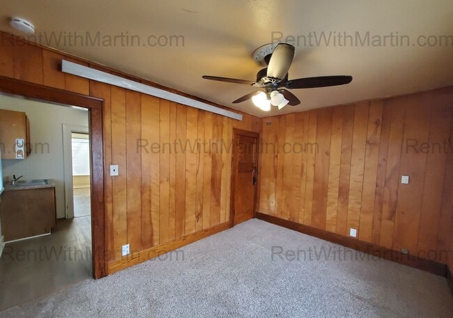 Foto del edificio - 808-810 W 2nd St