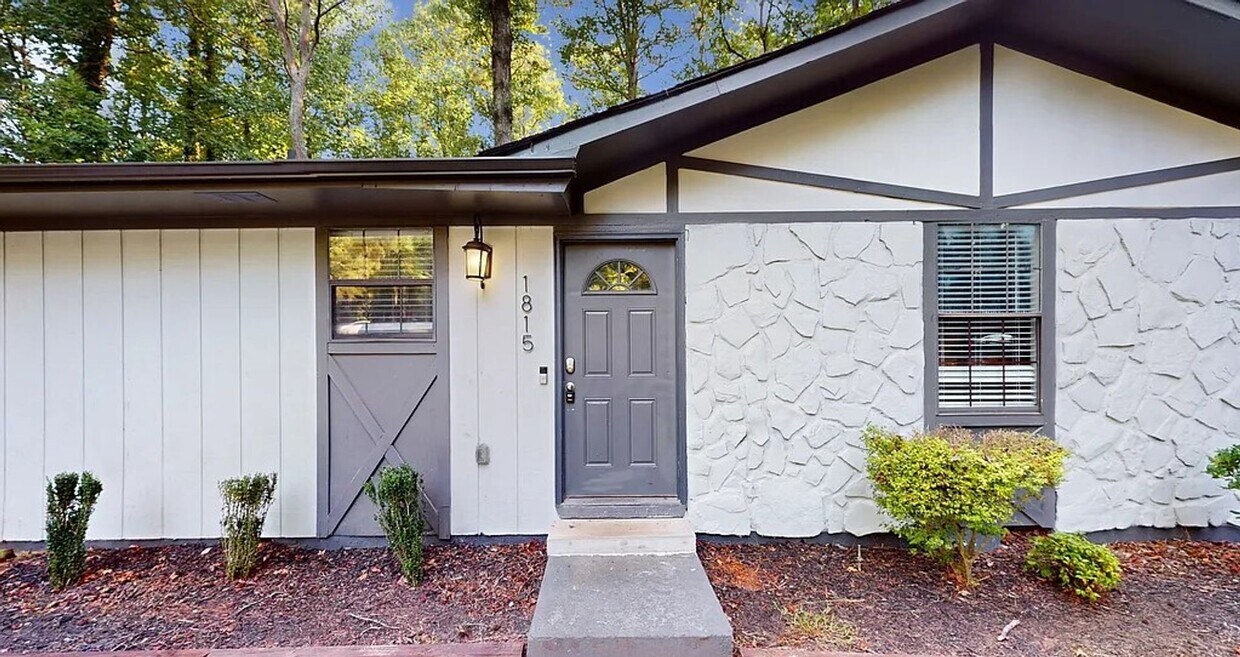 Hidden Gem in Lithonia!! - Hidden Gem in Lithonia!!