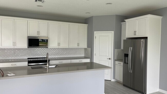 Building Photo - 8798 Antarus Dr