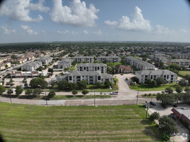 3D Exterior - Oxford at Country Club