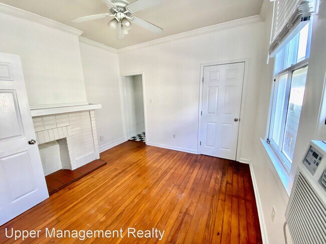 Building Photo - 1 br, 1 bath Apartment - 4909-4911 Laurel ...
