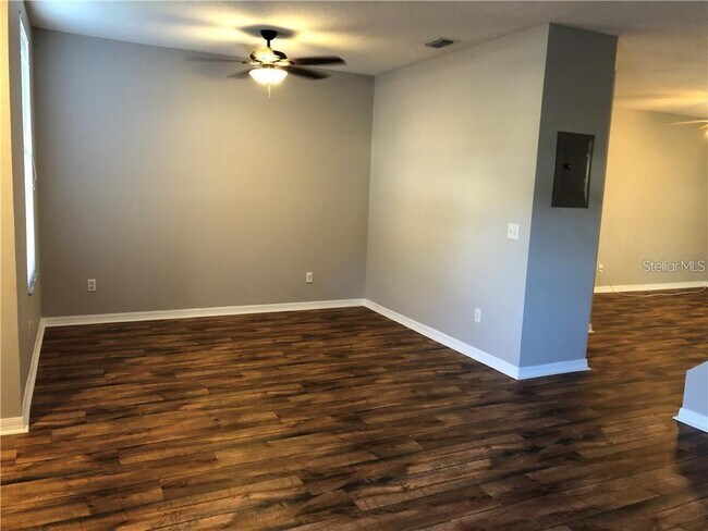 Building Photo - 1304 Denman Ct