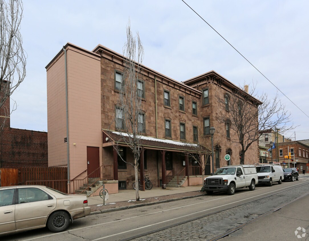 Building Photo - 4000 Chestnut St
