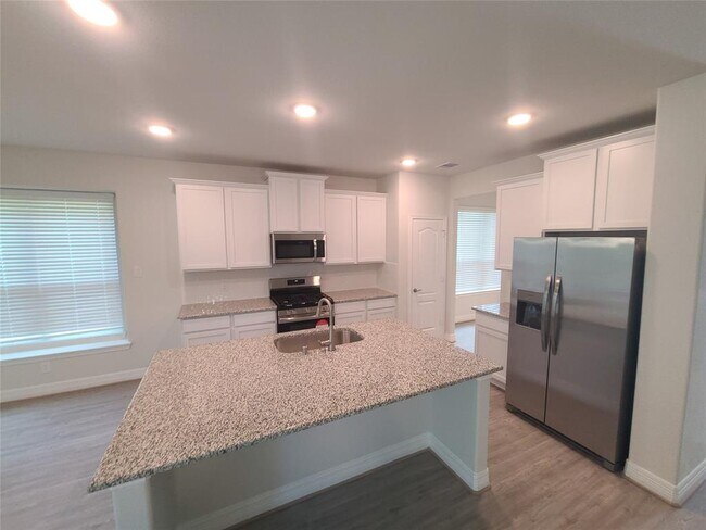 Foto del edificio - 15170 N Heron Heights Way