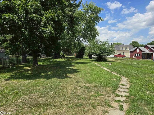 Foto del edificio - 1406 Corse St