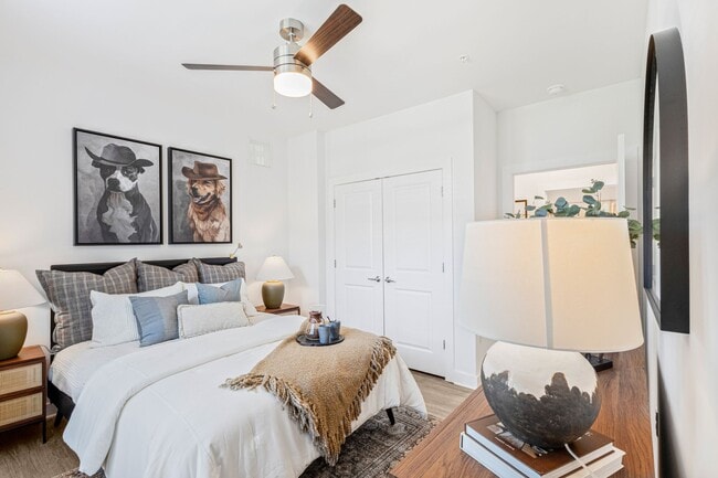 Building Photo - Living Fully Sevierville