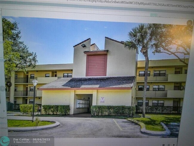 Foto del edificio - 3199 Foxcroft Rd