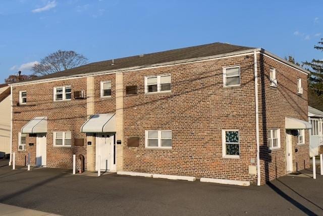 Building Photo - 679 Hilda St