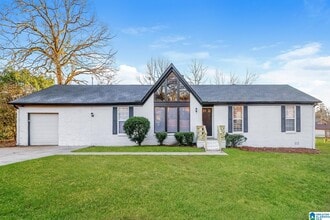 Building Photo - 602 Greenbriar Rd