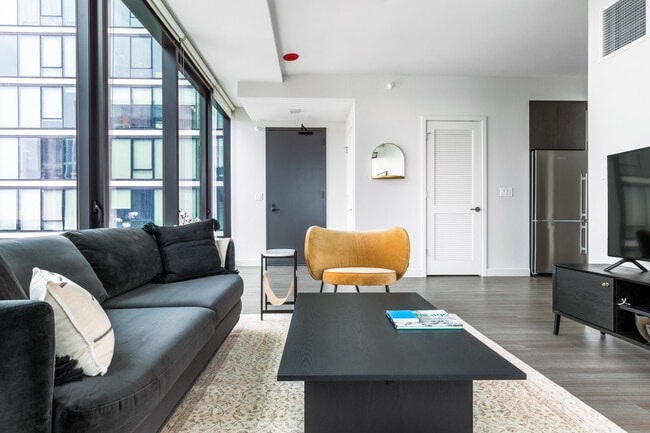 Photo - 1210 S Indiana Ave Apartment