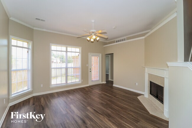 Foto del edificio - 7420 Bakers Glenn Ln