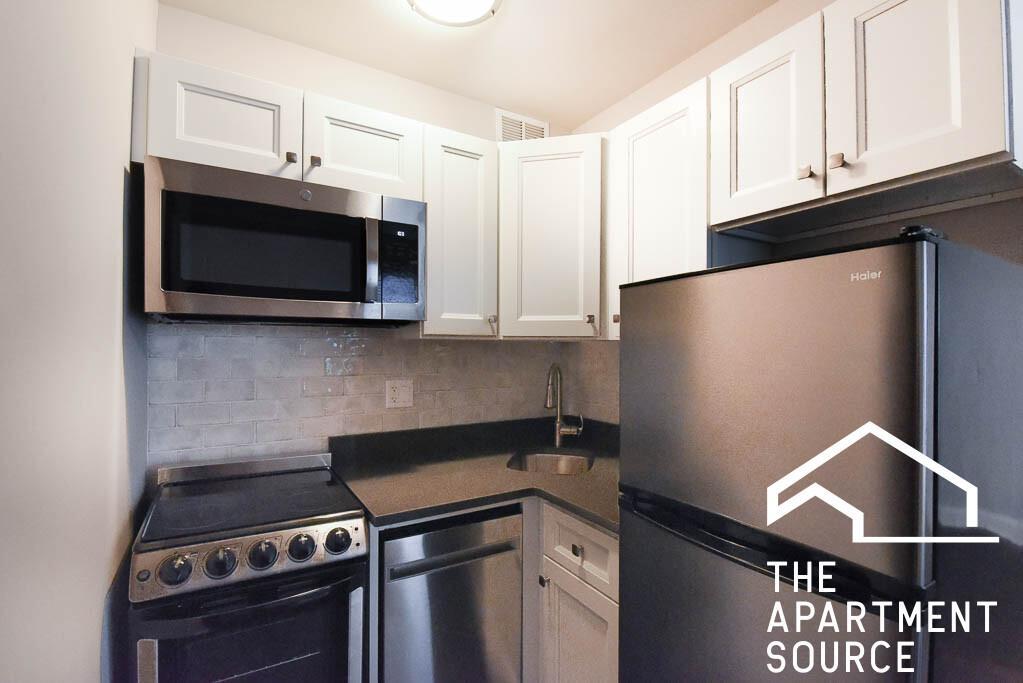 Photo - 640 West Wrightwood Avenue #201