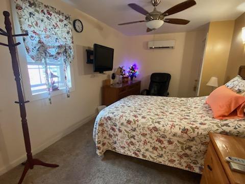 Building Photo - 703 Bellevue Rd