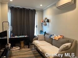 Foto del edificio - 221-05 Jamaica Ave