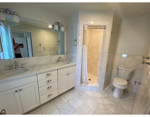 Foto del edificio - 48-50 Spruce St