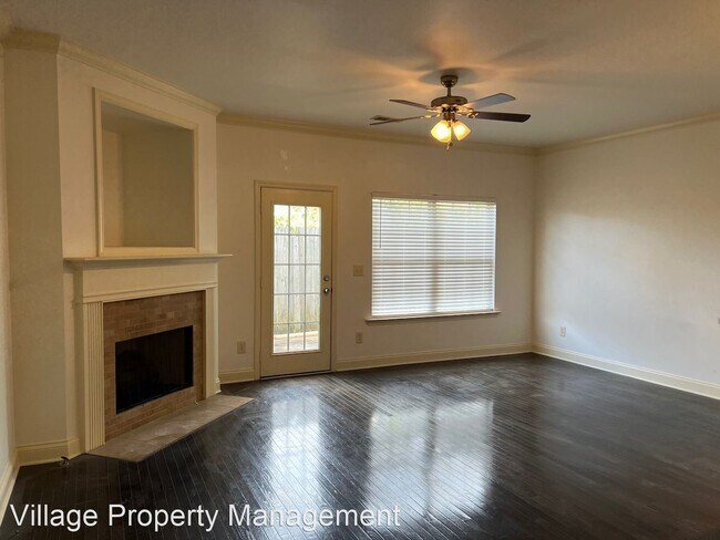 Foto del edificio - 3 br, 2.5 bath House - 116 Northcrest Comm...