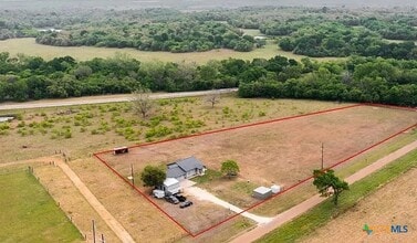 Building Photo - 256 Co Rd 481