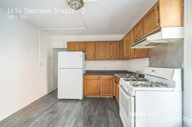 Building Photo - Beautiful 3 bed 1 bath Home at Harrisburg!