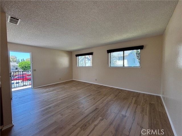 Building Photo - 3221 N White Ave