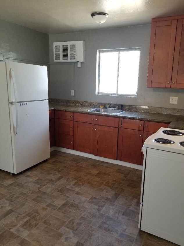 Foto principal - 4660 Westside Rd