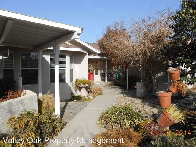 Building Photo - 28721 Lemon Ave