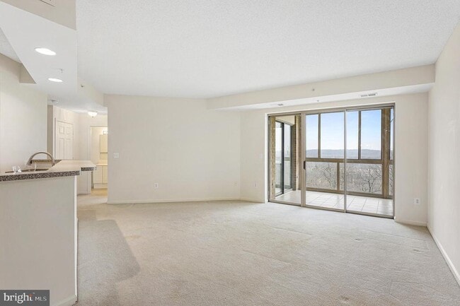 Building Photo - 19355 Cypress Ridge Terrace