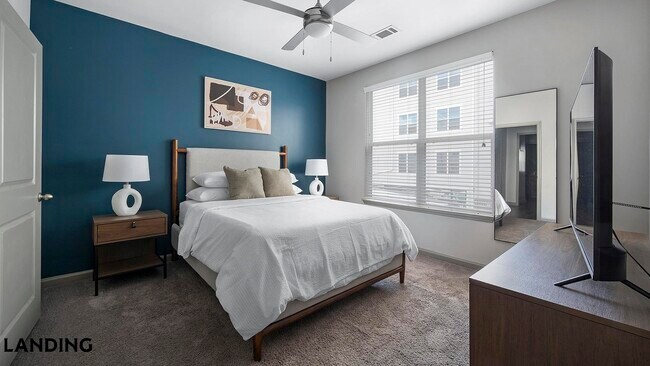 Foto del edificio - 225 Walden Village Ln