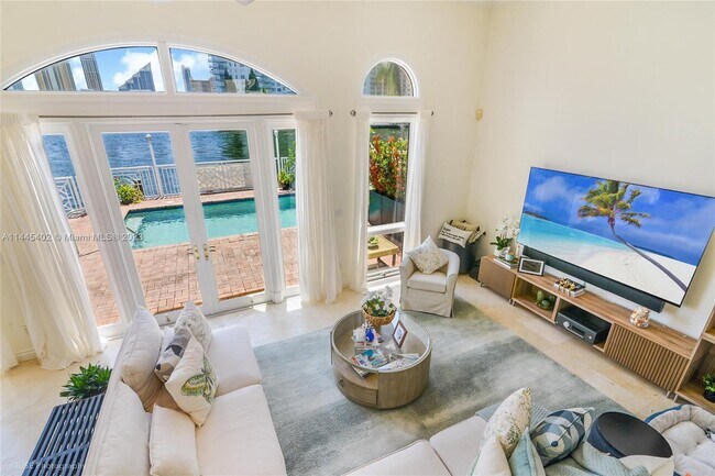 Foto del edificio - 3972 NE 171st St