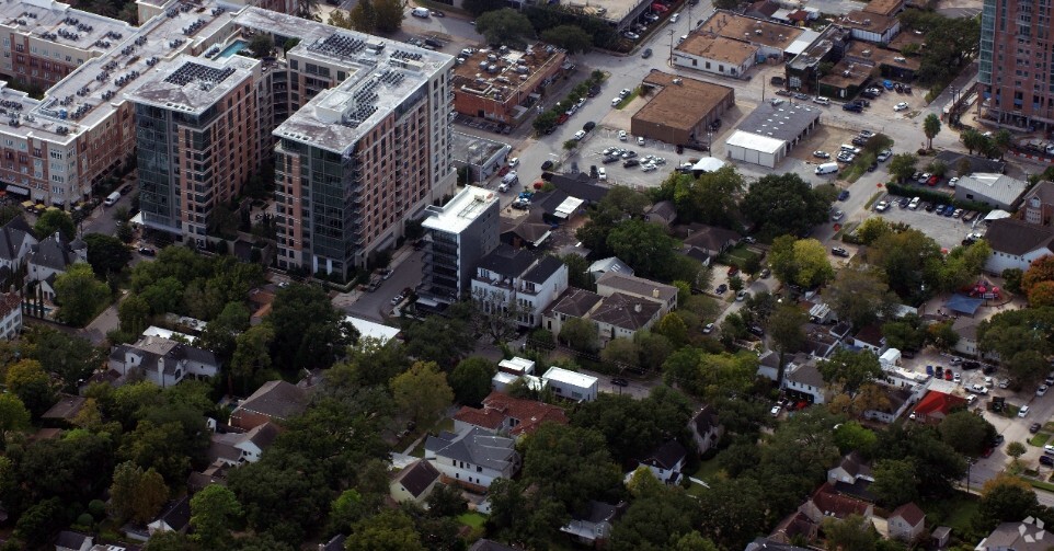 View from Dunstan Rd - The Moderne Rice Village