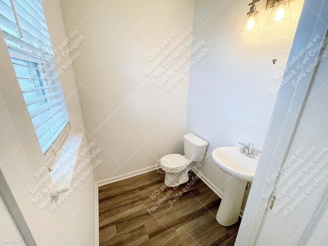 Building Photo - 4 br, 2.5 bath House - 9725 Flooded Field Dr