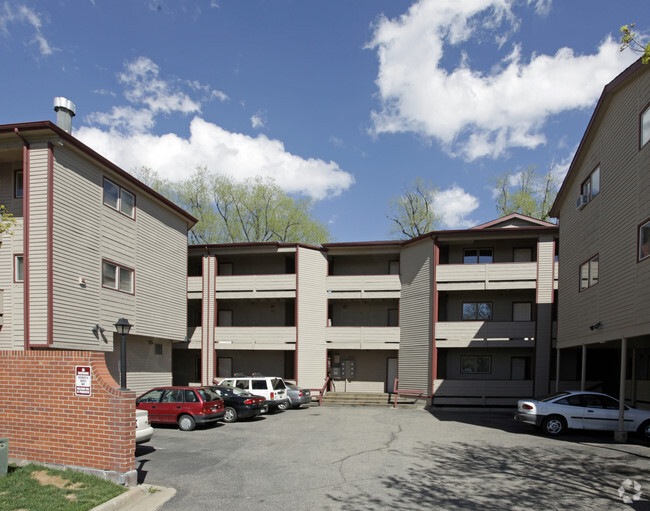 Maple Creek Apartments Boulder