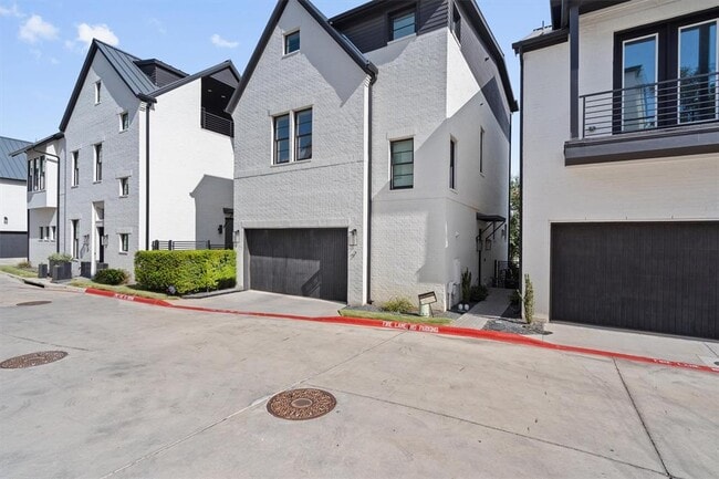 Building Photo - 1719 Spyglass Dr