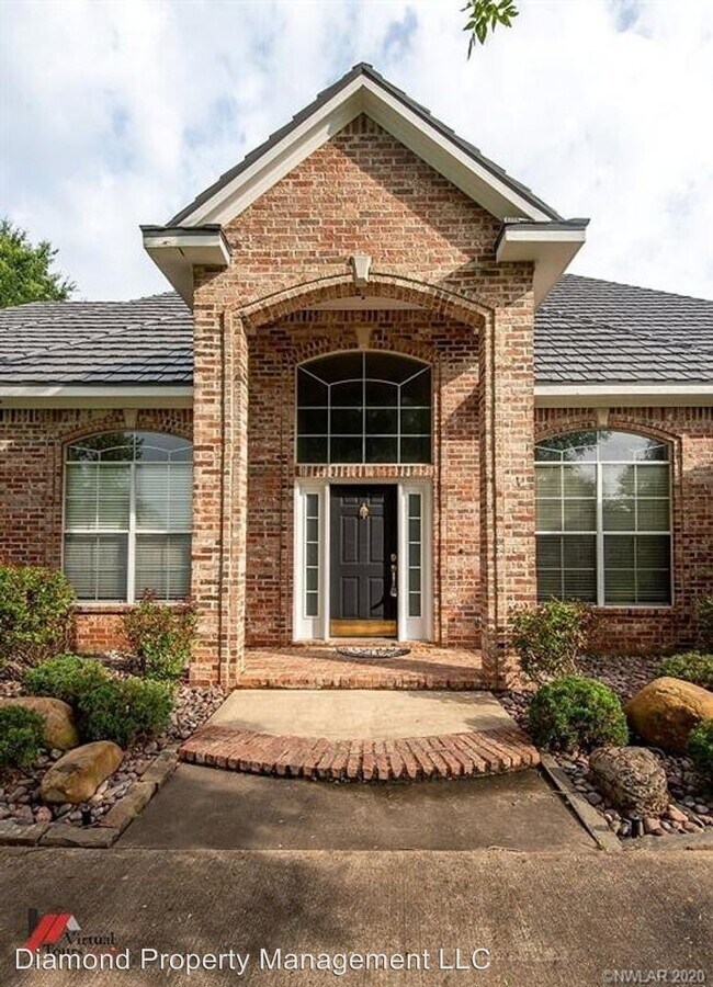 Building Photo - 4 br, 3 bath House - 143 Lakewood Point