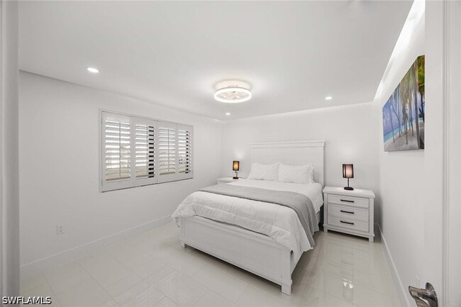 Foto del edificio - 10475 Gulf Shore Dr
