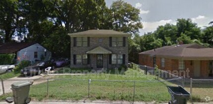 Building Photo - 390 Laclede Ave