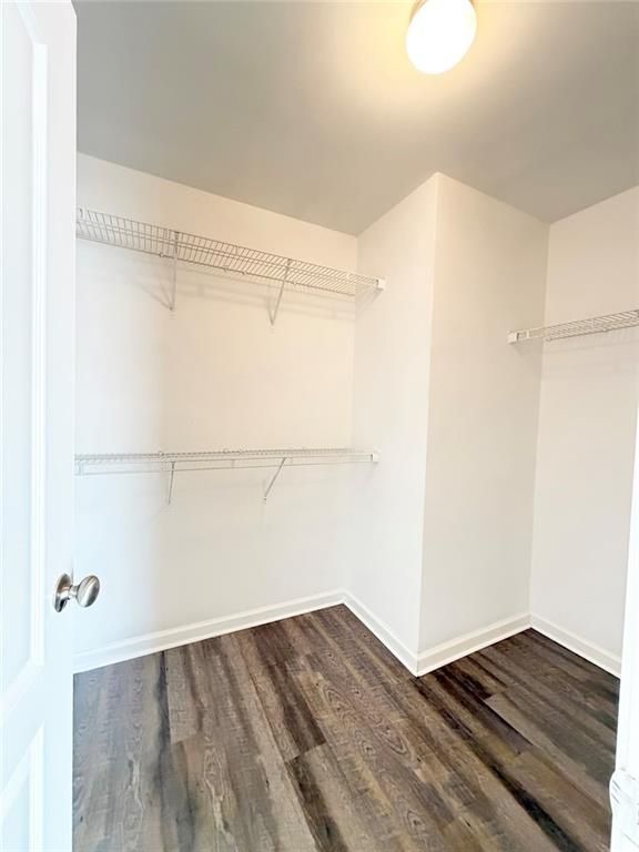 Foto del edificio - 3712 Brockenhurst Dr