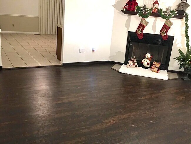 Foto del edificio - 412 Nancy Dr