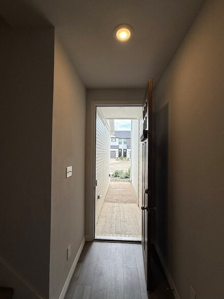 Building Photo - 1108 Bowie Dr