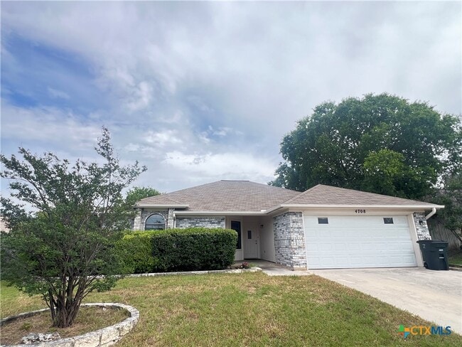 Building Photo - 4708 Bluestem Ln