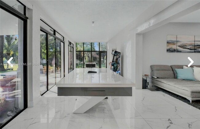 Foto del edificio - 3801 NW 97th Ave