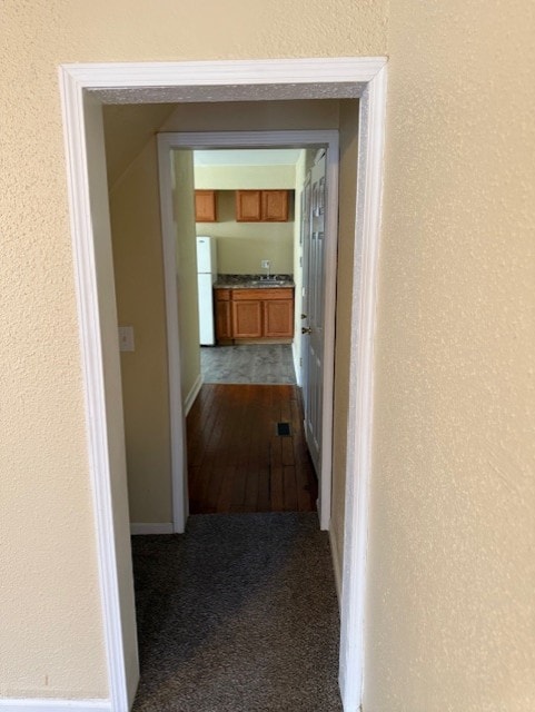 Foto del edificio - 930 W Poplar St